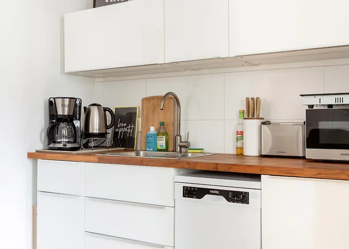 Global Living - Design I I Smart-tv I Kitchen I 아파트 *