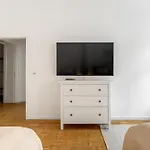 Global Living - Design I I Smart-tv I Kitchen I