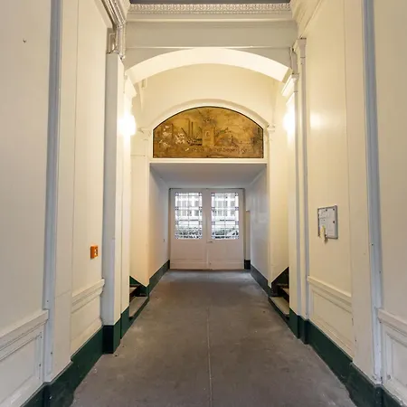 Global Living - Design I I Smart-tv I Kitchen I * Berlin