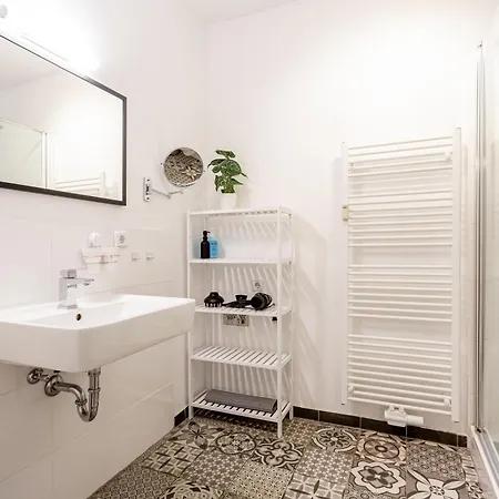 Global Living - Design I I Smart-tv I Kitchen I Apartman Berlin