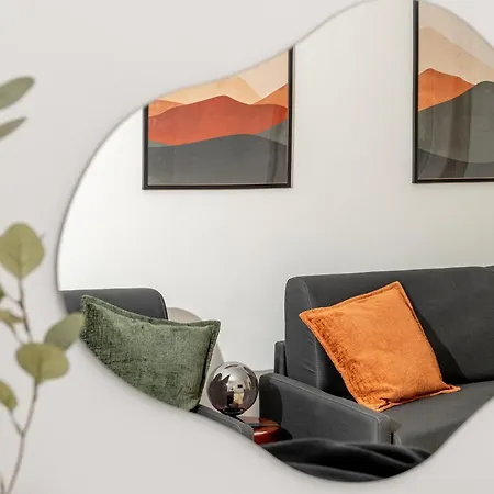 Global Living - Design I I Smart-tv I Kitchen I Lejlighed Berlin