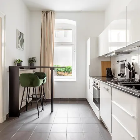 Global Living - Design I I Smart-tv I Kitchen I Apartman Berlin